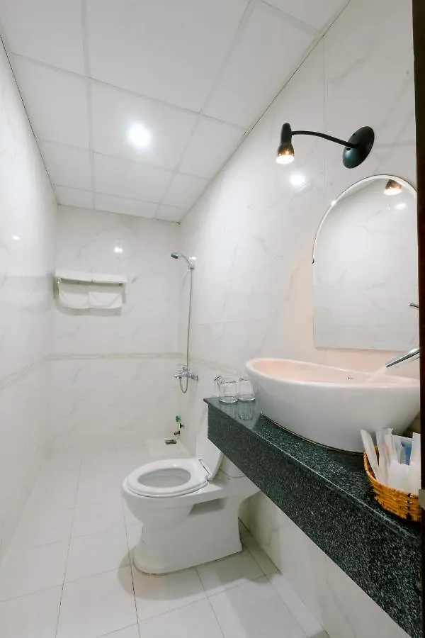 Lotus Rock Hotel Da Nang 2*,  Vietnam